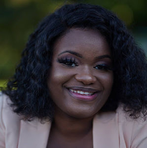 Meet your Posher, Sandra